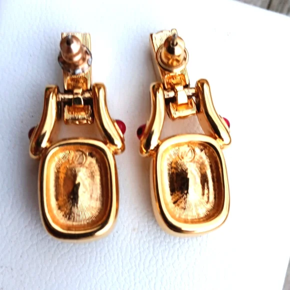 SWAROVSKI AMETHYST CRYSTAL BEZEL SET EARRINGS